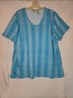 St johns bay womens size 2x blue animal print top